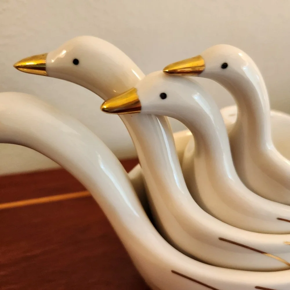Anthropologie Swan Measuring Cups Set of 4 Goose Bird Cream Gold Ceramic